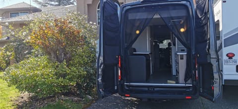 Emma's 2021 Ford Transit Class B Campervan Campervan in Surrey