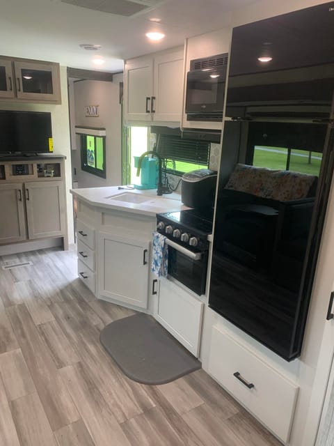2024 Jayco Jay Flight Bunkhouse with 4 bunks **FREE DELIVERY/SETUP** Towable trailer in Socastee