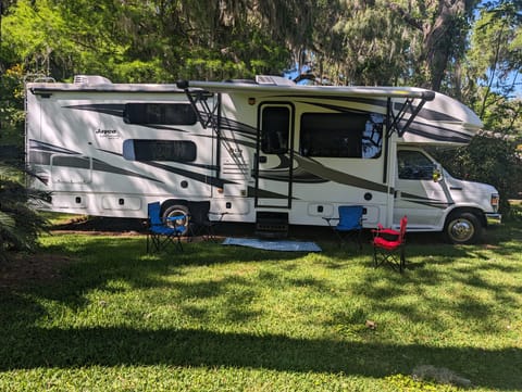 Family and Pet Friendly 2019 Jayco Greyhawk 31FS with Bunk Beds 32 Ft Drivable vehicle in Lake City