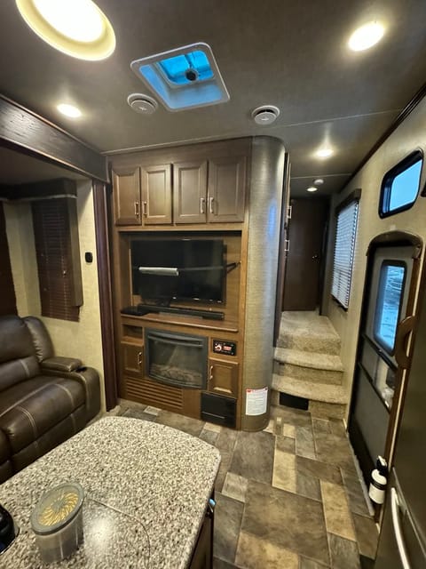 Luxury Toy Hauler with private bunkhouse 1 and 1/2 bath FREE DELIVERY/SETUP Towable trailer in Socastee