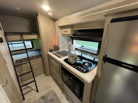 2021 E-Pro18 - Rate includes Del & Fees* (Ins is extra) Towable trailer in New Braunfels