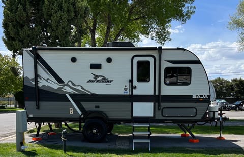 Adventure ready and space for the whole fam! 2024 Jayco Baja 174BHW Towable trailer in Spanish Valley