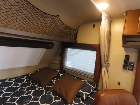 Cozy Travel Trailer for 2 Towable trailer in Vista