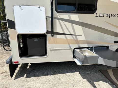 2019 Coachmen Leprechaun 319MB Drivable vehicle in Manchester