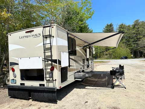 2019 Coachmen Leprechaun 319MB Drivable vehicle in Manchester