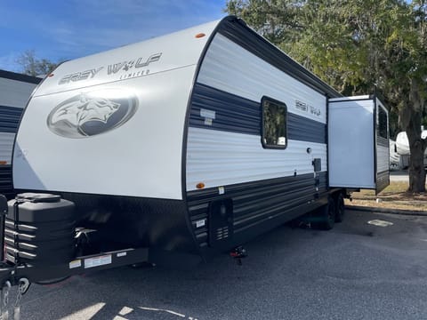 2024 Forest River RV Cherokee Grey Wolf 23MK Towable trailer in Pinellas Park