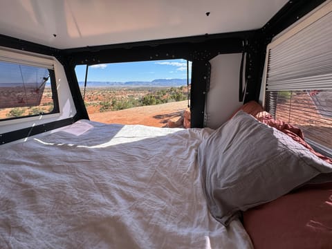 Full size bed with 2in memory foam, linen blend sheets, and the best views a bed can get with the hatch open. 