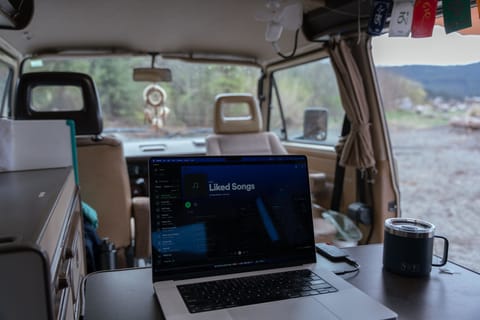 1989 VW Westfalia “Lucy” – Solar, Dual Fridges & Fully Equipped Campe Campervan in Victoria