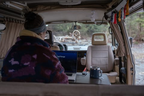 1989 VW Westfalia “Lucy” – Solar, Dual Fridges & Fully Equipped Campe Campervan in Victoria