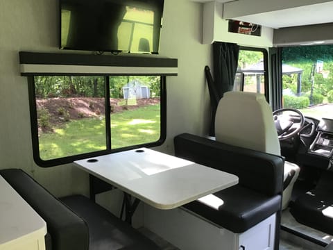 2023 Coachman Pursuit 27 XPS Class A Motorhome Drivable vehicle in Draper