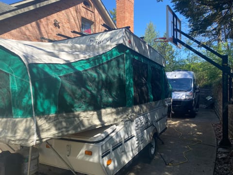 CozyCruiser Retreat Towable trailer in Cincinnati
