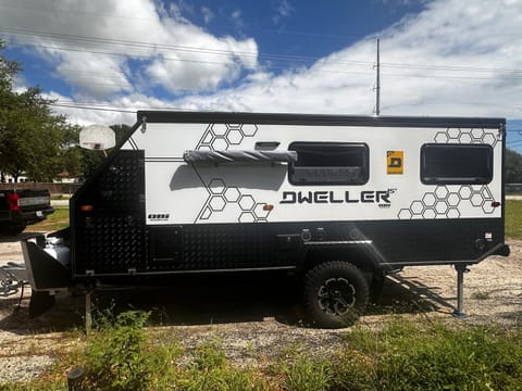 Off-Road obi Campers Dweller 15 Drivable vehicle in Leander