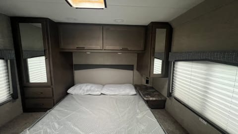 MotorHome Super Easy to Drive Drivable vehicle in San Antonio