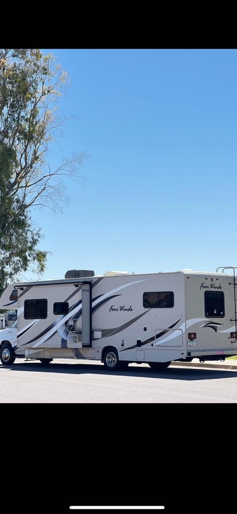 Four winds bunkhouse Drivable vehicle in Huntington Beach