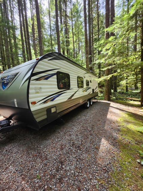 Lake Town Camping Towable trailer in Lake Cowichan