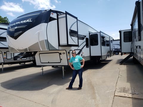 42' 5th wheel with 5 slides -- lots of room! *Slides in photo from front to back - master closet, main slide (dining/couch), and bunk house (2 beds).