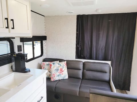 Brand New 2024 Jayco JAY Flight SLX 260BH Bunkhouse Towable trailer in Barrie