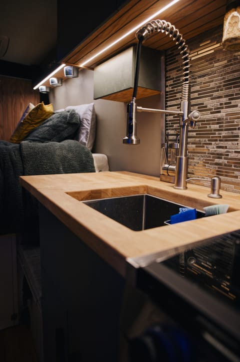 Beautiful 2019 RAM Promaster Travel Van Campervan in Leucadia