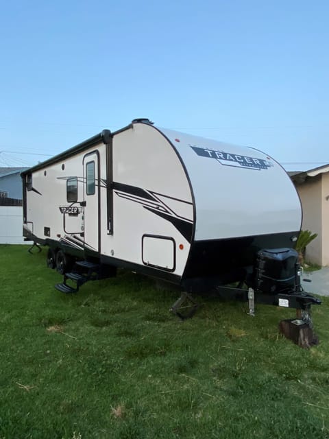 2022 Tracer Le Ultra Lite Towable trailer in Claremont