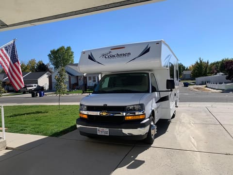 “Charli” Coachmen Freelander Drivable vehicle in West Jordan