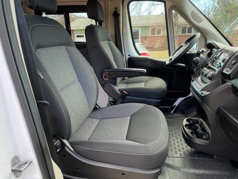 These super comfortable front seats face forward while driving, but also swivel to face the rear for added seating when you park and camp.