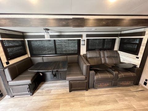 2022 Jayco Whitehawk Towable trailer in Hayden