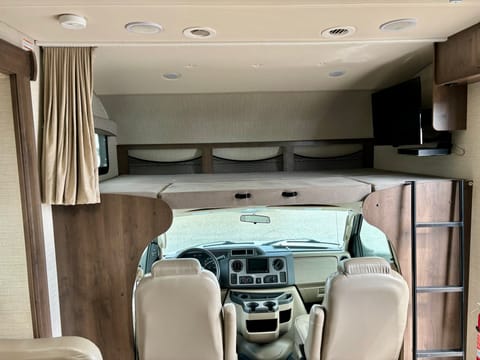 2018 Jayco Greyhawk - The Hawks Nest Retreat Drivable vehicle in London