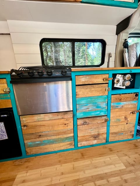 Tahoe Campervan - High Roof Extended RAM Promaster 2500 Campervan in Truckee