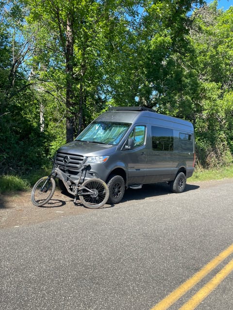 Uncomplicated Campervan in Hopkins