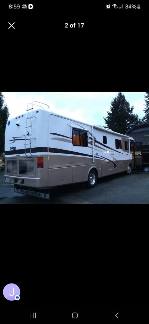 2003 Holiday Rambler Endeavor Drivable vehicle in Marysville