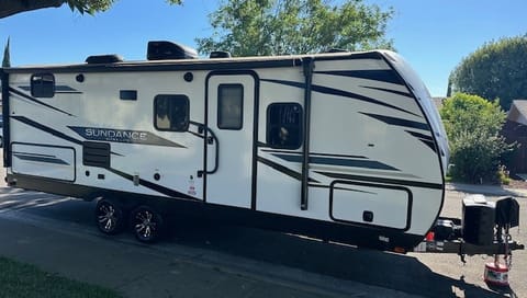 Sundance Ultra Lite 241 BH Towable trailer in Modesto