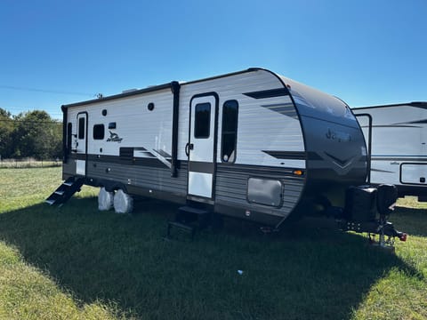 The Ryan's Pet Friendly Camper Rental Towable trailer in Rock Hill