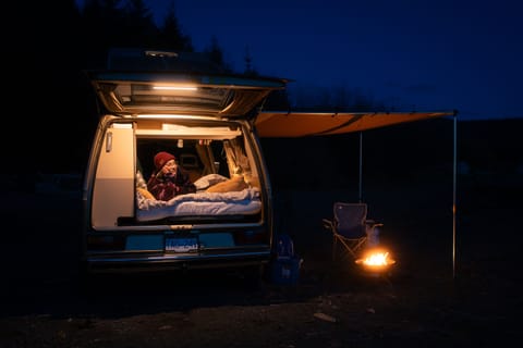 Classic 1985 VW Westfalia “Goldie”  interior + awning