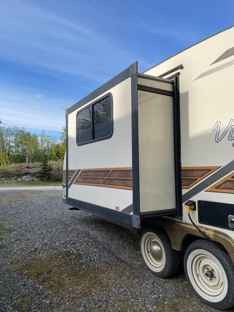 Happy Trails Trailer Towable trailer in Ridgeway