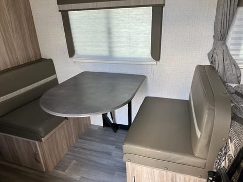 GVK’s new micro minnie travel trailer Remorque tractable in Edson