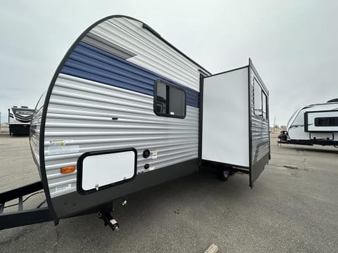 Family Bunkhouse - Flexible Timeframes/No Cleaning Towable trailer in Meridian