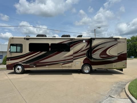 2018 Fleetwood Southwind 37H Drivable vehicle in Columbia