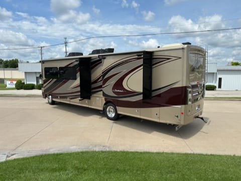 2018 Fleetwood Southwind 37H Drivable vehicle in Columbia