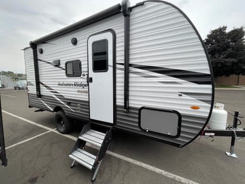 24’ Starcraft Autumn Ridge Drivable vehicle in Clackamas