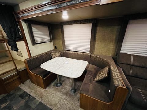 Honeys Camper -2017 AR-ONE MAXX- Towable trailer in San Antonio