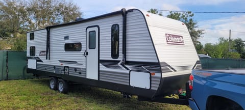 Max's Freedom RV Towable trailer in Dania Beach