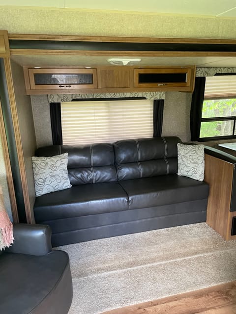 30' Coachmen Catalina SBX travel Trailer - Collins Ziehbarer Anhänger in Derry