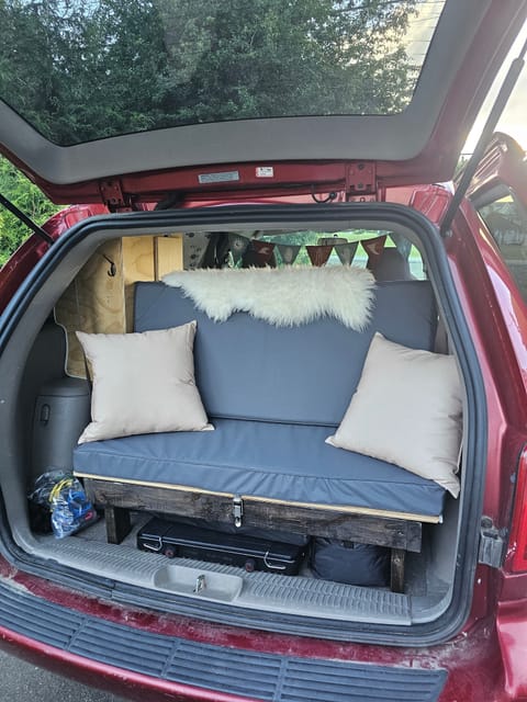 Van The Island ˢᵗᵉᵃˡᵗʰ Campervan! Campervan in Nanaimo