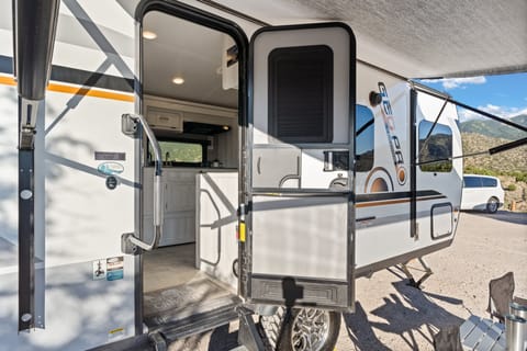 Safety entry handle and a screen door.
