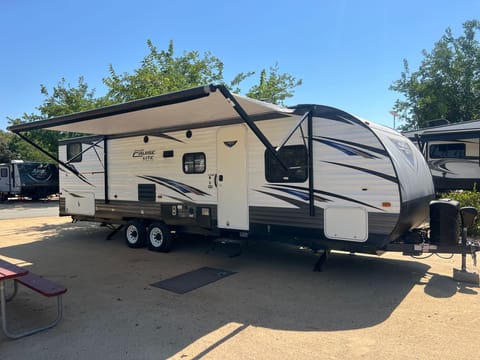 Two bedroom trailer sleeps 10 -BUNKHOUSE Towable trailer in El Cajon