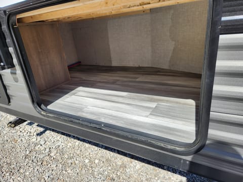 NEW Hocking Hills RV 2.0 Towable trailer in Falls Township