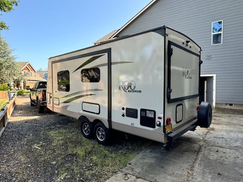 2018 Forest River Rockwood Roo 21SS Towable trailer in Albany