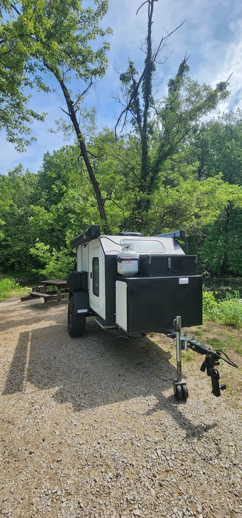 Crusade Overland Towable trailer in Town N Country