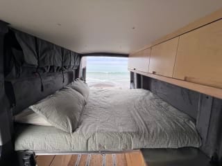 MERCEDES SPRINTER - TEXINO SWITCHBACK *Sleeps 5 &Seats 4* (UNLIMITED MILES) Véhicule routier in Harbor City