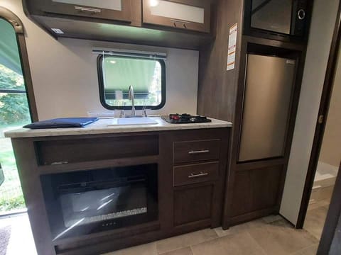 Will and Katie's RV Towable trailer in Sidney